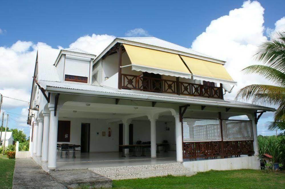 Guest house Au Jardin Debeausejour