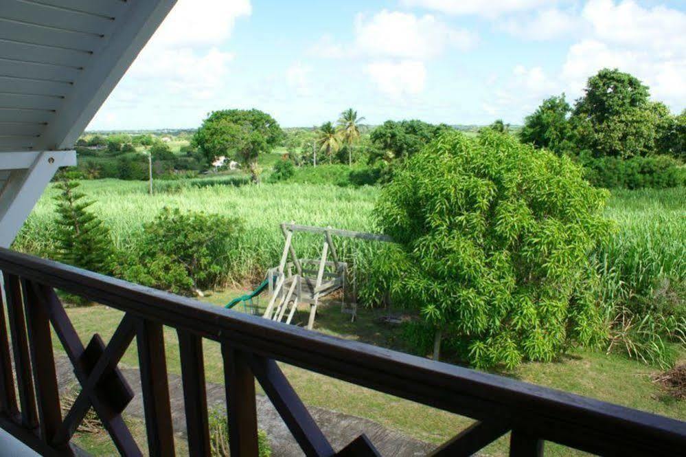 Au Jardin Debeausejour 3* Capesterre